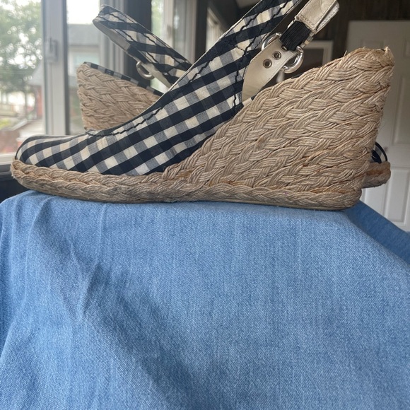 STUART WEITZMAN Gingham Round
Toe Pumps Espadrilles Wedges!! Clean! Good confirm - Picture 3 of 6